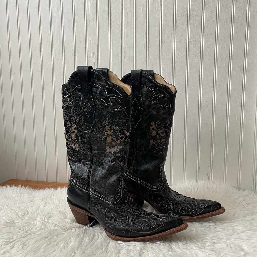 SOLD Corral Vintage cowboy/western boots